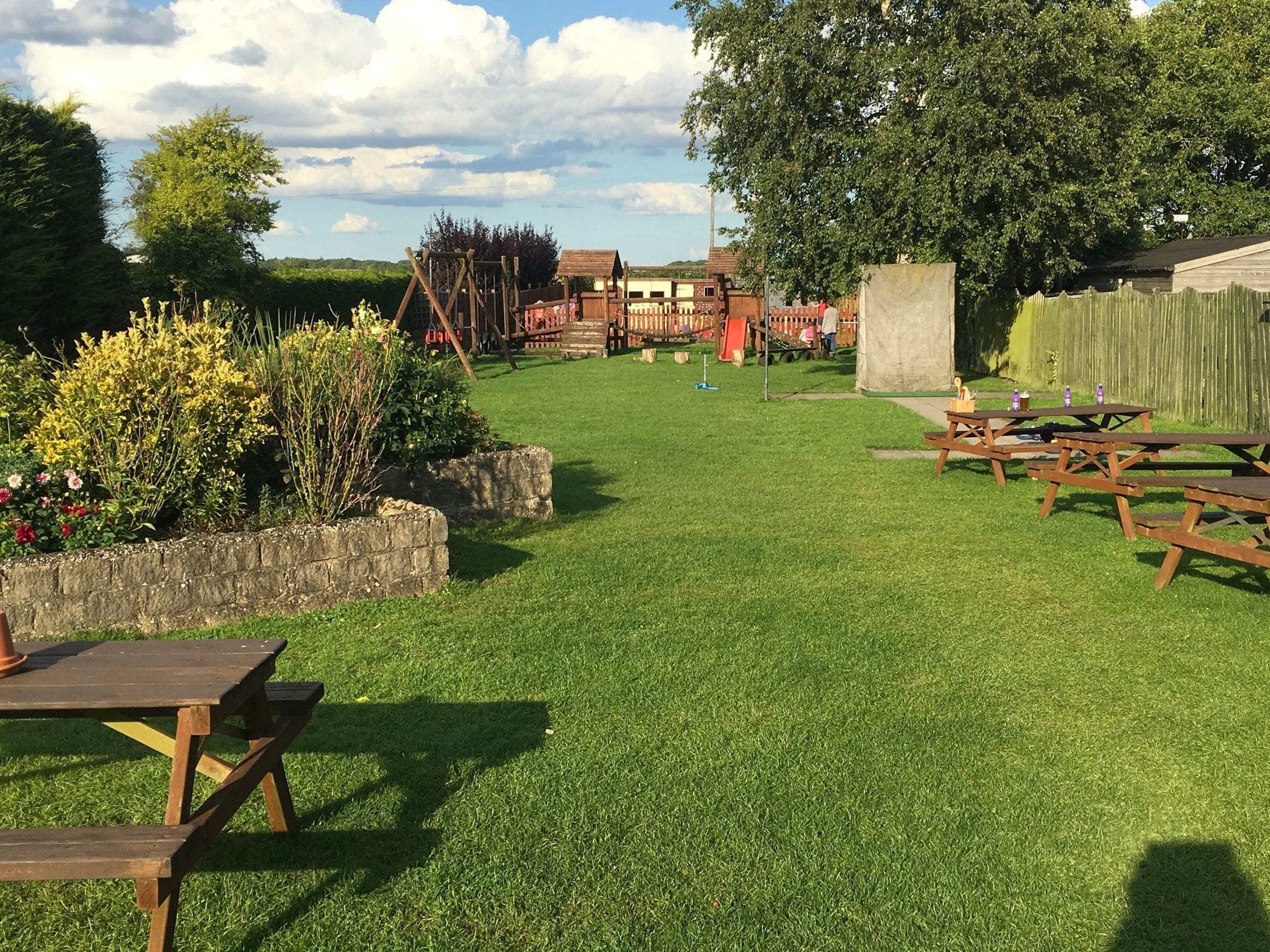 Pubs With Play Areas in Oxfordshire